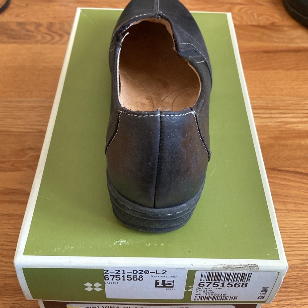 Naturalizer Malvina Black Leather Shoes - Picture 4 of 12